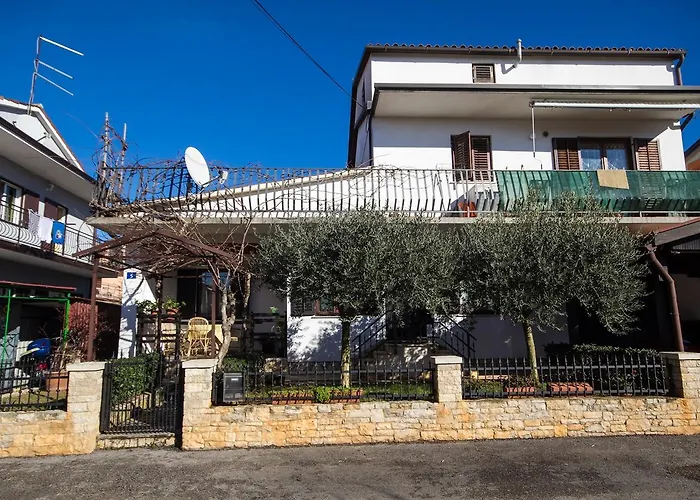 Jasna House With Apartman Umag